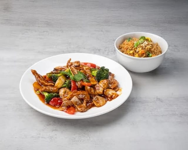 Beef with Garlic Souce L/S.